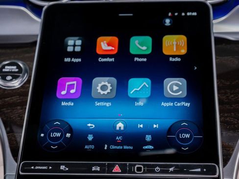 Certified 2026 Mercedes-Benz GLC 300 image 22