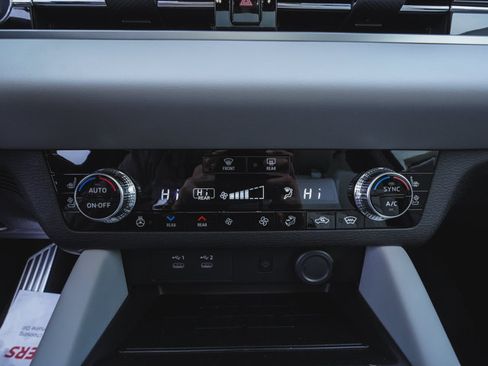 New 2026 Mitsubishi Outlander SEL AWD/4WD image 20