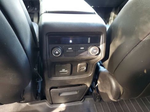 Used 2019 GMC Acadia SLT FWD image 15