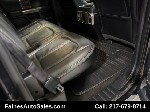 Used 2015 Ford F150 Platinum w/ Equipment Group 701A Luxury image 39