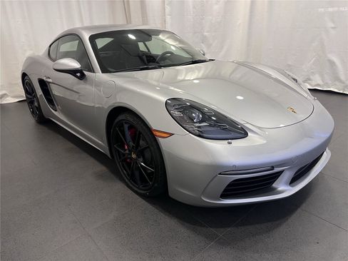 New 2025 Porsche 718 Cayman S image 7