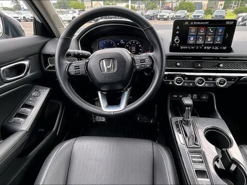 Used 2024 Honda Civic Touring image 8