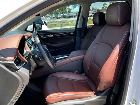 Used 2021 Buick Enclave Avenir w/ Avenir Technology Package FWD image 8