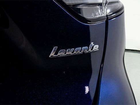Used 2022 Maserati Levante GT image 14