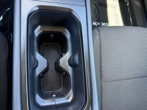 Used 2025 Nissan Kicks S AWD/4WD image 42