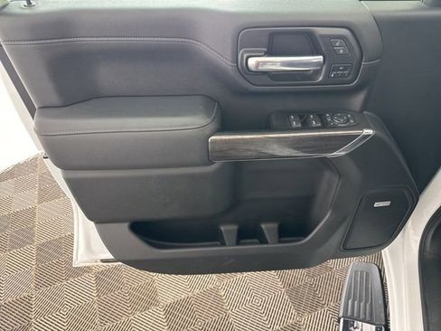 Used 2021 Chevrolet Silverado 2500 LTZ w/ LTZ Premium Package image 23