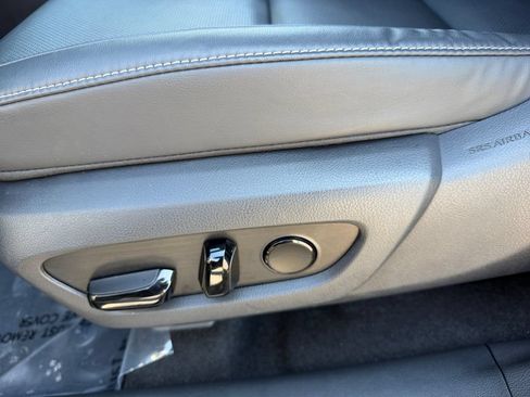 Certified 2023 Lexus RX 350 Premium w/ Accessory Package (Z1) AWD/4WD image 16