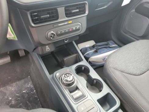 New 2025 Ford Maverick XL w/ Equipment Group 101A image 32