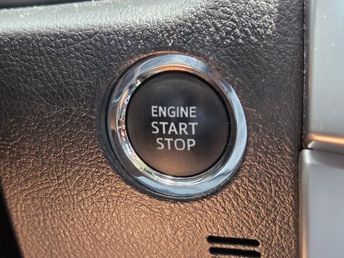 Used 2022 Toyota 4Runner Limited RWD image 22
