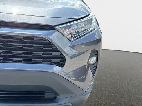 Used 2021 Toyota RAV4 XLE Premium AWD/4WD image 10