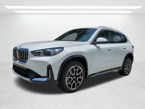 New 2026 BMW X1 xDrive28i w/ Technology Package AWD/4WD image 8