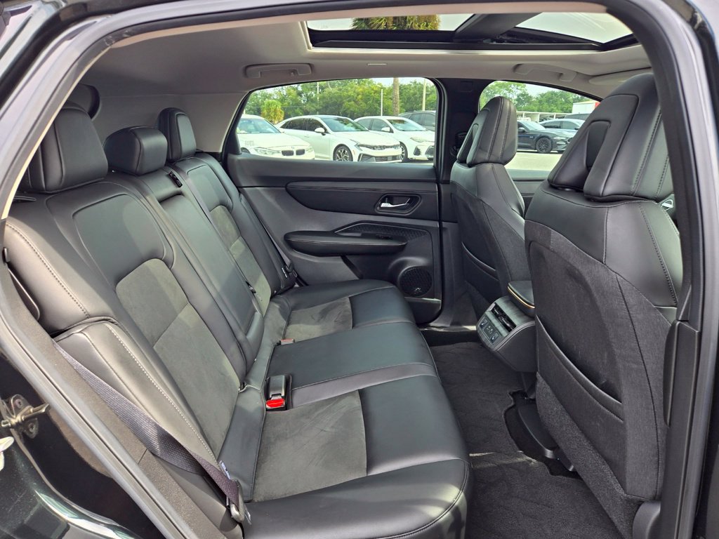 Used 2023 Nissan Ariya FWD image 56