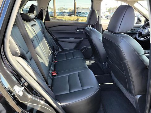 Certified 2023 Nissan Rogue SL image 19