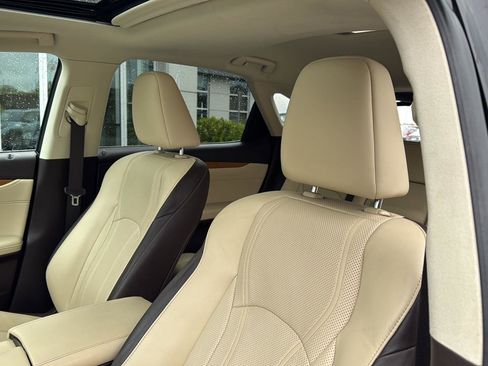 Used 2019 Lexus RX 350 Premium image 26
