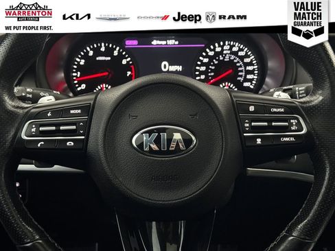 Used 2018 Kia Stinger GT2 image 23