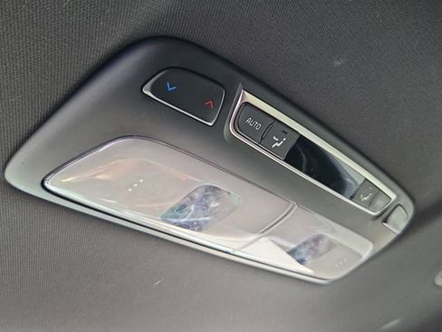 Used 2023 Kia Telluride SX FWD image 16