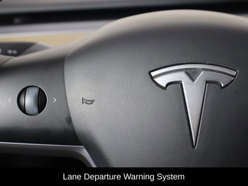 Used 2022 Tesla Model 3 image 8