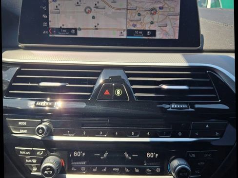 Used 2019 BMW M5 w/ Executive Package image 21