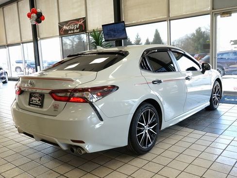 Used 2022 Toyota Camry SE image 15