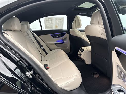 Used 2022 Mercedes-Benz C 300 4MATIC Sedan image 20