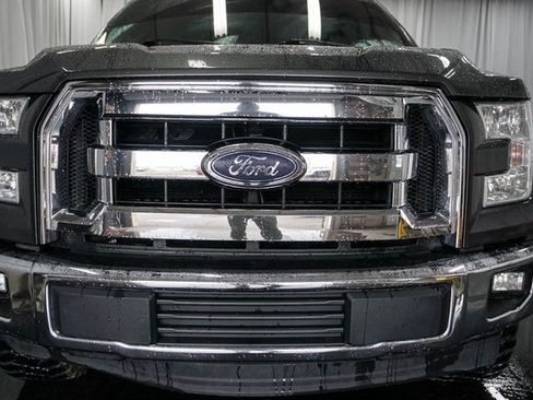 Used 2017 Ford F150 XLT image 3