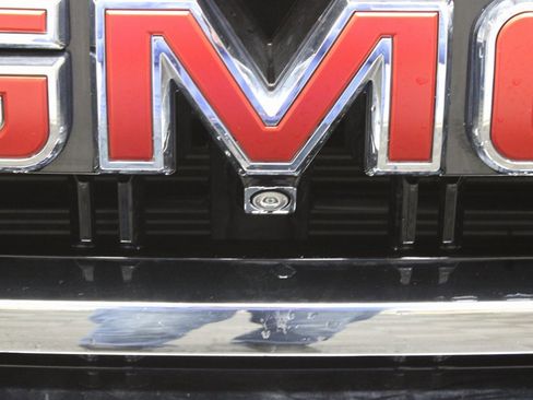 Used 2024 GMC Yukon XL SLT w/ SLT Luxury Package image 50