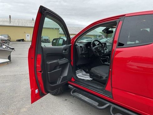Used 2016 Chevrolet Colorado LT RWD image 30