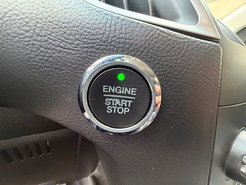 Used 2017 Ford Edge SEL w/ Equipment Group 201A FWD image 30