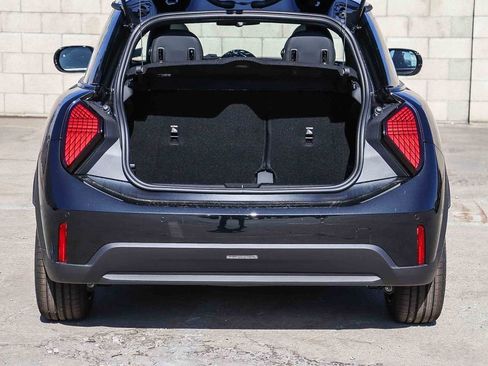 New 2026 MINI Cooper 2-Door Hardtop image 27