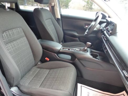 Used 2025 Honda HR-V LX image 41