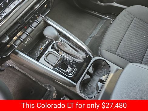 Used 2023 Chevrolet Colorado LT w/ LT Convenience Package II image 31