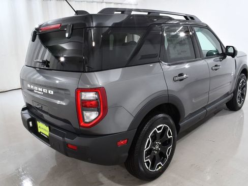 New 2025 Ford Bronco Sport Outer Banks w/ Outer Banks Tech Package+ AWD/4WD image 11