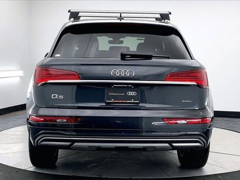 Certified 2023 Audi Q5 2.0T Premium w/ Convenience Package image 4