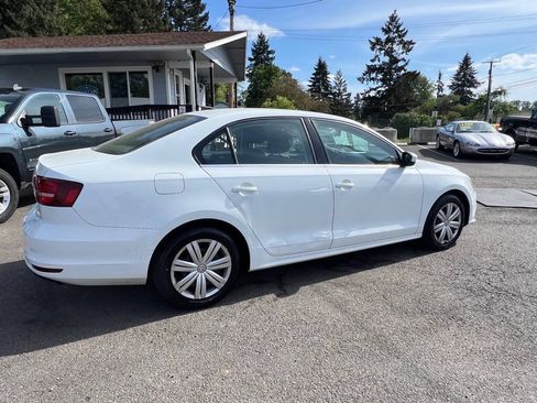 Used 2017 Volkswagen Jetta S FWD image 9