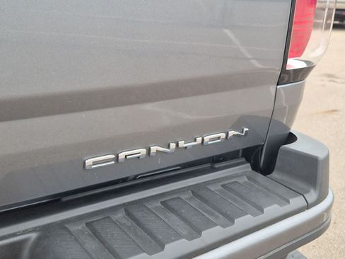 Used 2021 GMC Canyon Denali AWD/4WD image 12