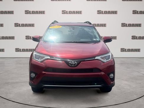 Used 2018 Toyota RAV4 XLE AWD/4WD image 8