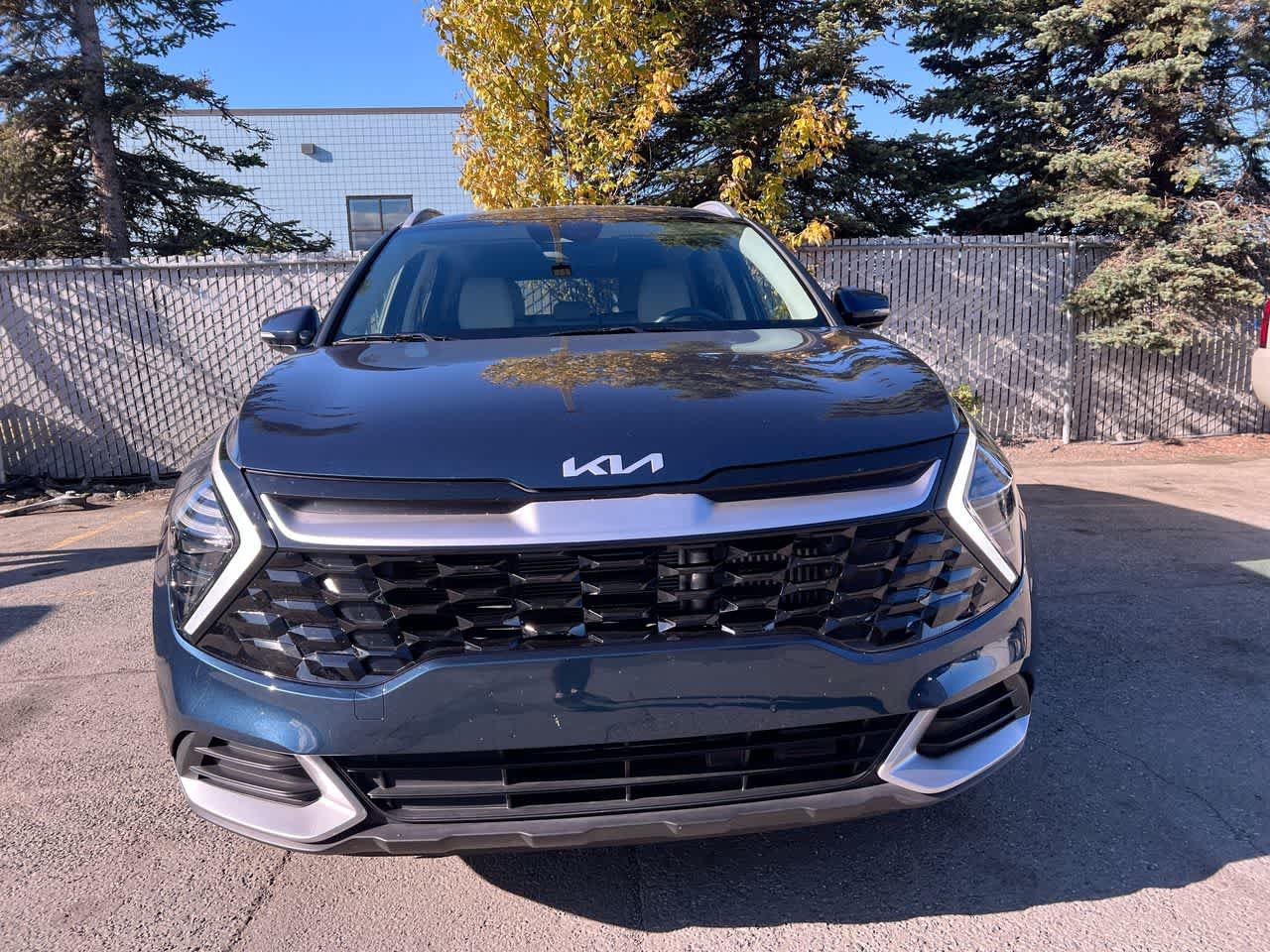 Certified 2025 Kia Sportage EX AWD/4WD image 29