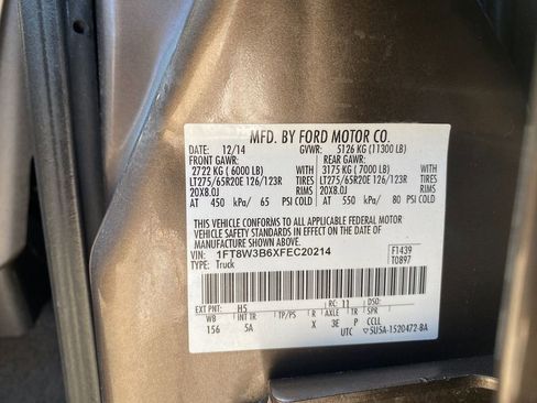 Used 2015 Ford F350 Lariat image 26