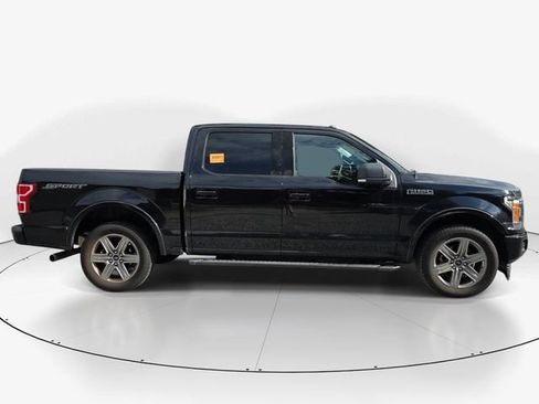 Used 2018 Ford F150 XLT w/ Equipment Group 302A Luxury RWD image 3