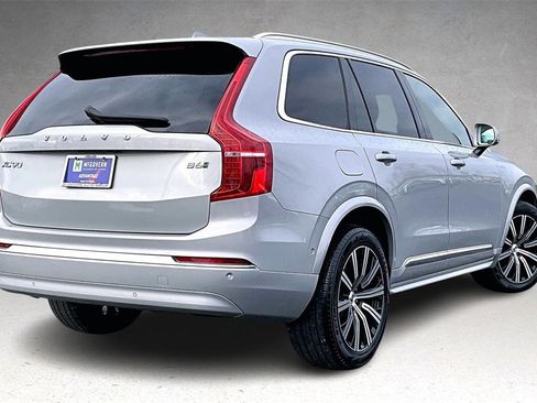 Certified 2023 Volvo XC90 B6 Plus image 6