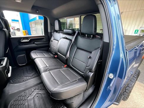 Used 2024 GMC Sierra 2500 Denali w/ Denali Reserve Package AWD/4WD image 27