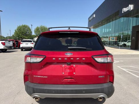 Used 2021 Ford Escape Titanium w/ Titanium Elite Package AWD/4WD image 7
