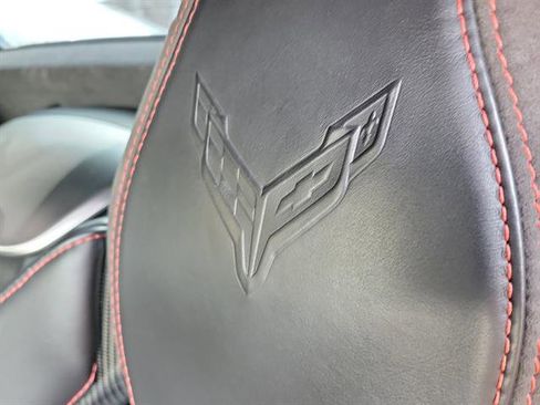 Used 2022 Chevrolet Corvette Stingray Premium Conv w/ Z51 Performance Package image 6