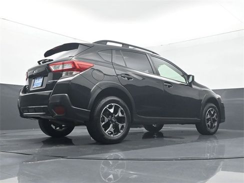Used 2019 Subaru Crosstrek 2.0i Premium w/ Eyesight System image 11