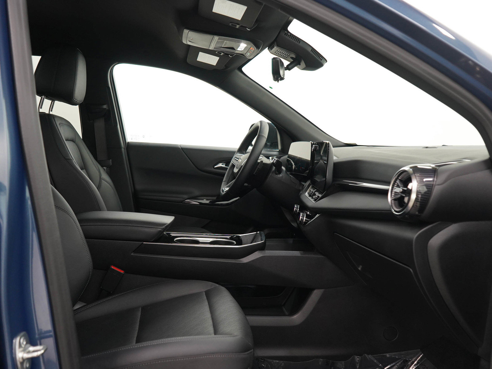 Used 2025 Chevrolet Equinox LT w/ Convenience Package II FWD image 13