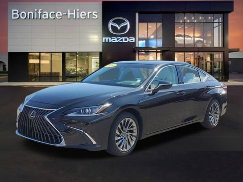 Used 2024 Lexus ES 350 350 Luxury w/ Technology Package image 2