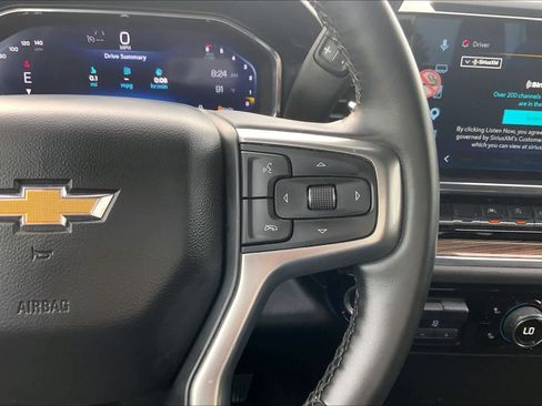 Used 2025 Chevrolet Silverado 1500 LT RWD image 24