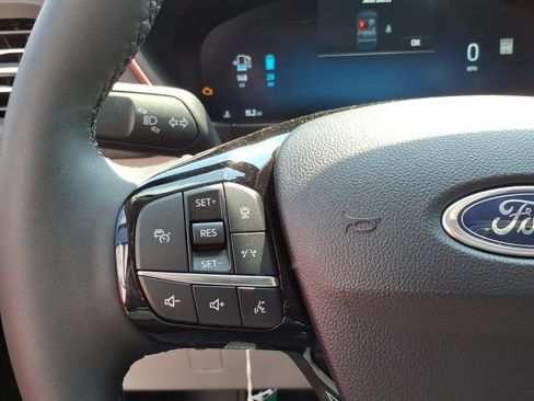 Used 2023 Ford Escape SE w/ PHEV Premium Package FWD image 12