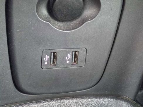 Used 2019 MINI Cooper S w/ Signature Upholstery Package image 30