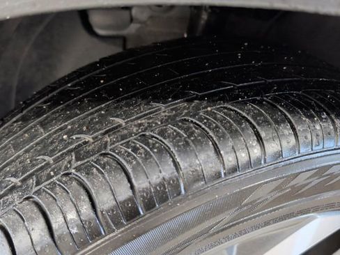 Certified 2023 Hyundai Venue SEL w/ Cargo Package image 32